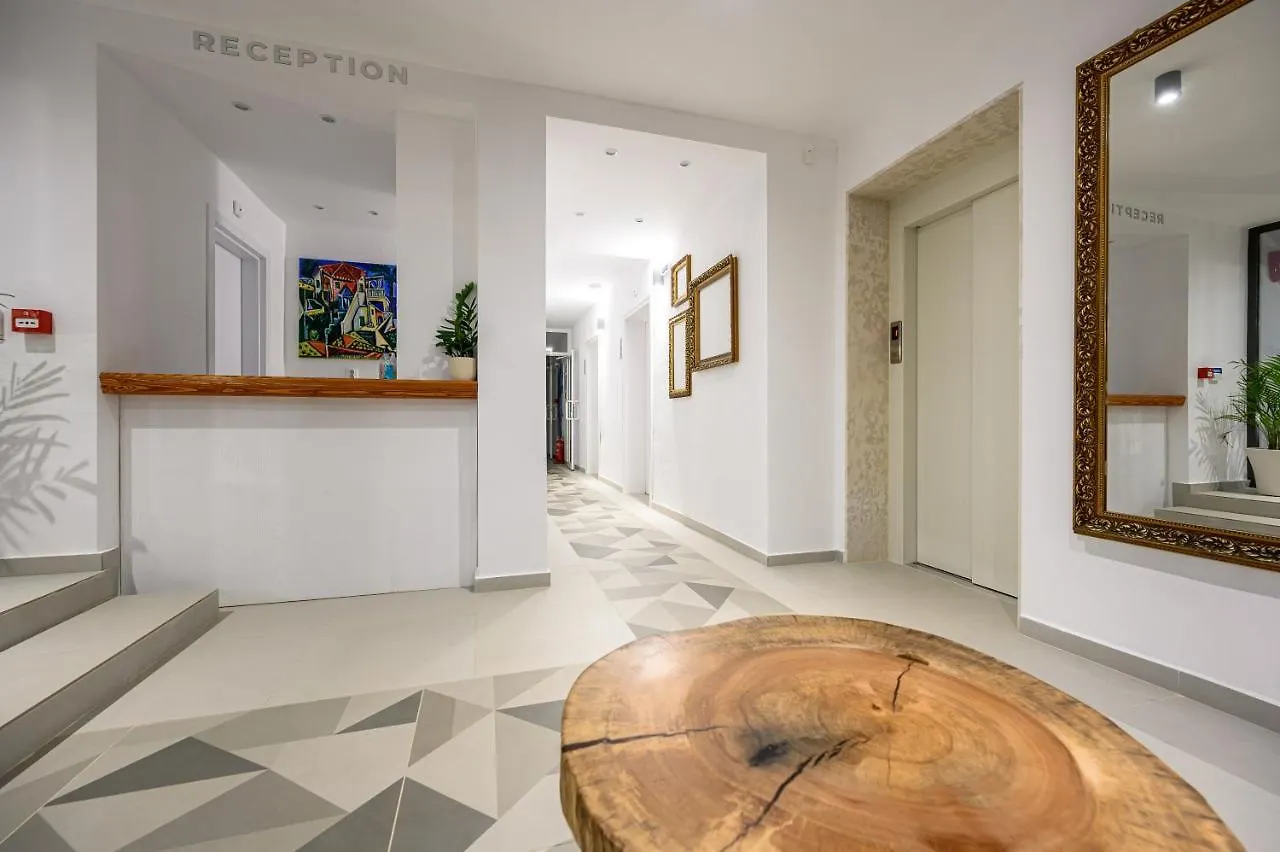 Ji Hotel Sozopol