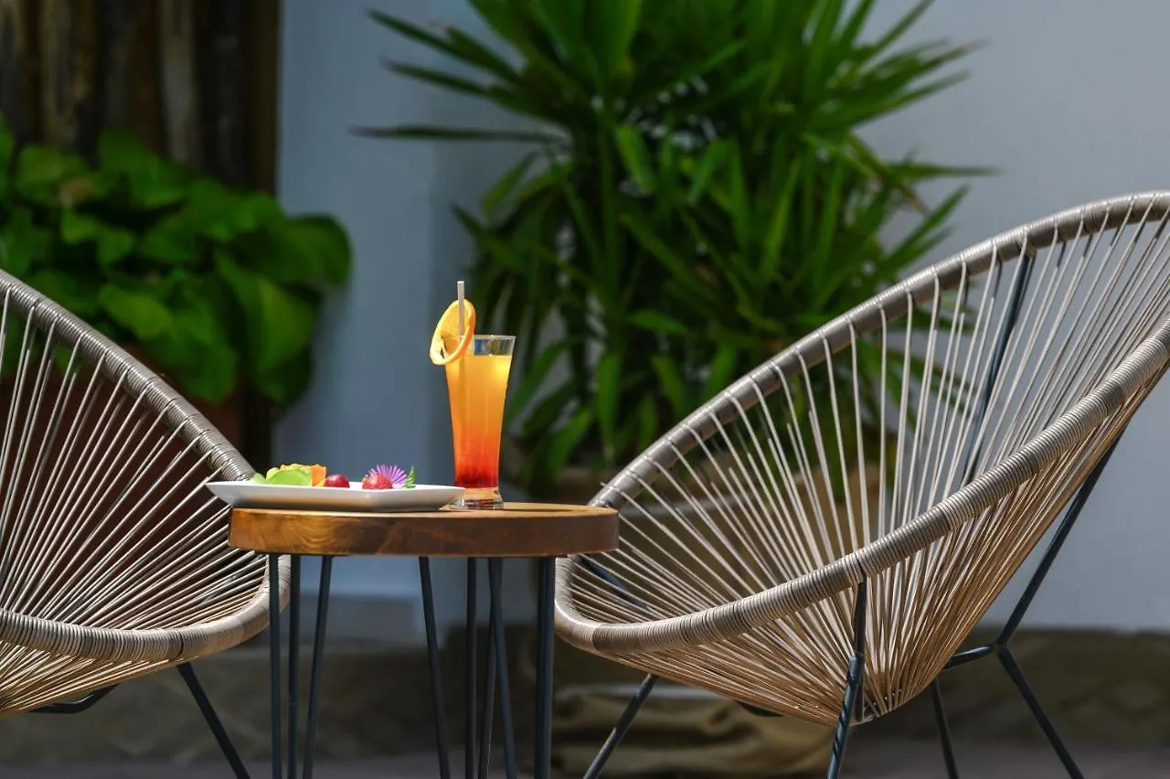 Ji Hotel ソゾポル