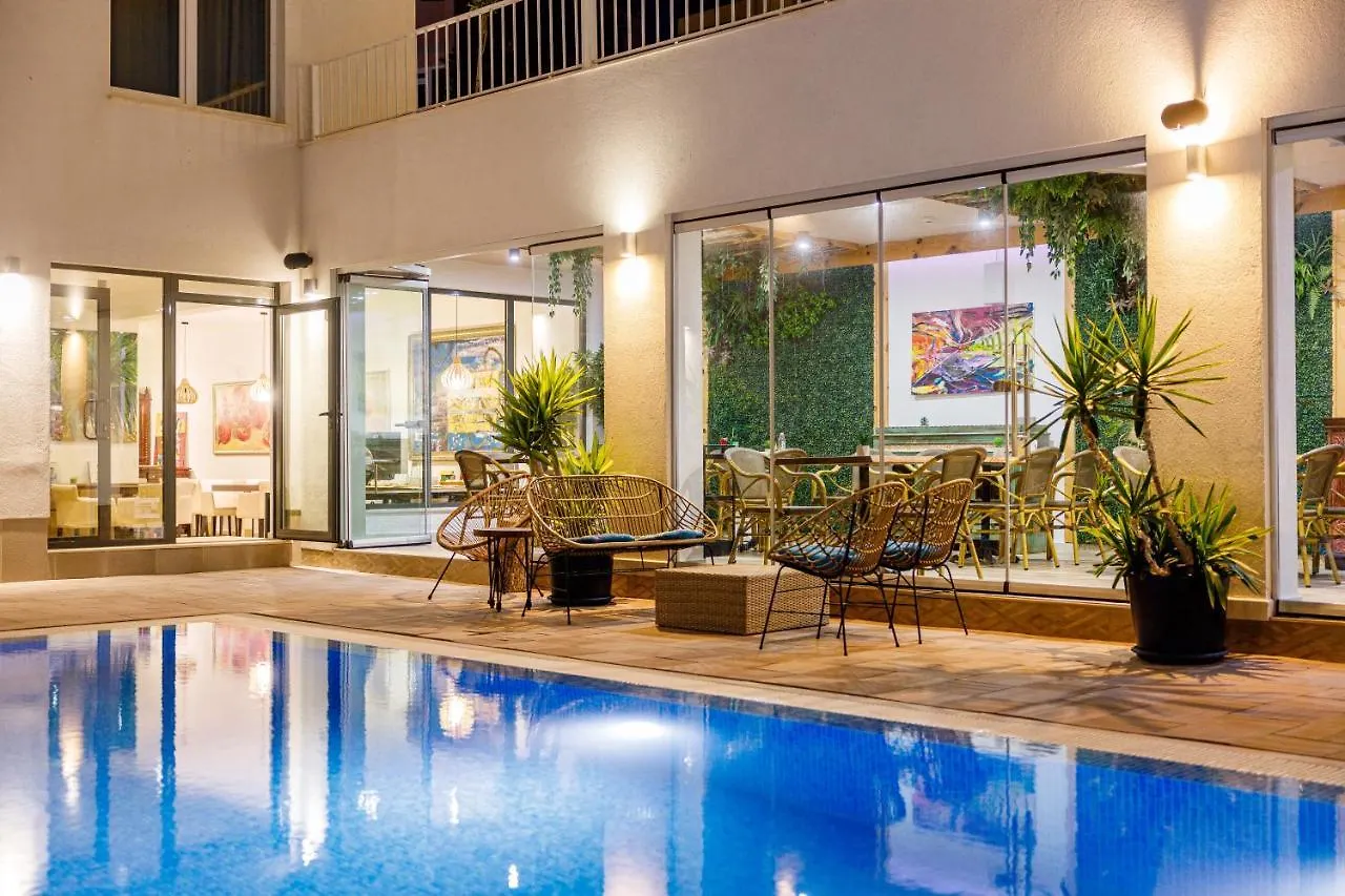 Ji Hotel ソゾポル